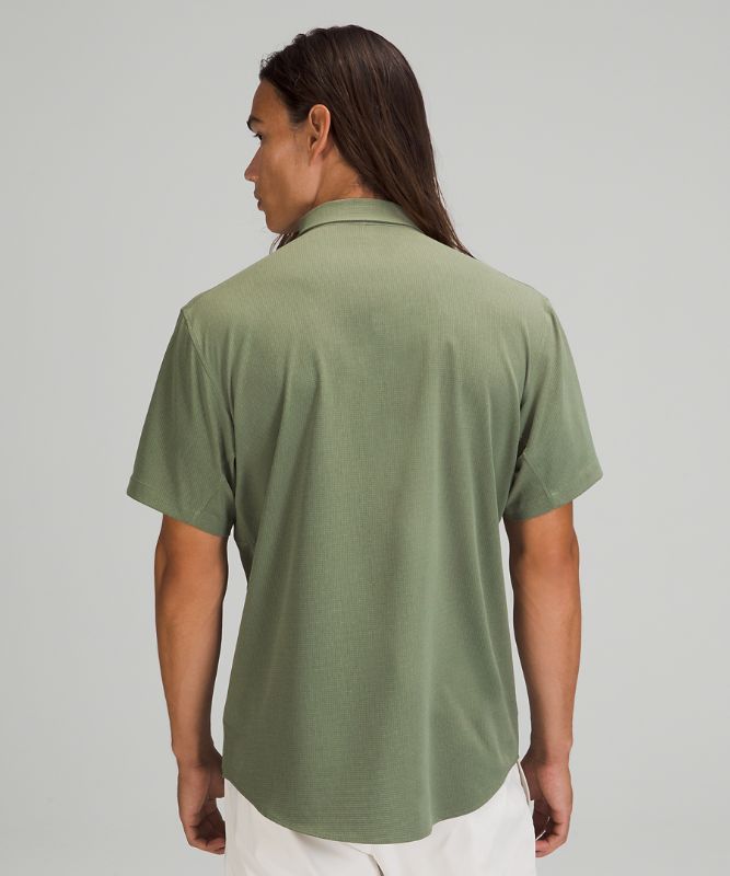 Airing Easy Short-Sleeve Shirt