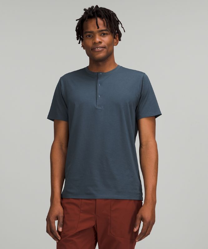 The Fundamental Short Sleeve Henley