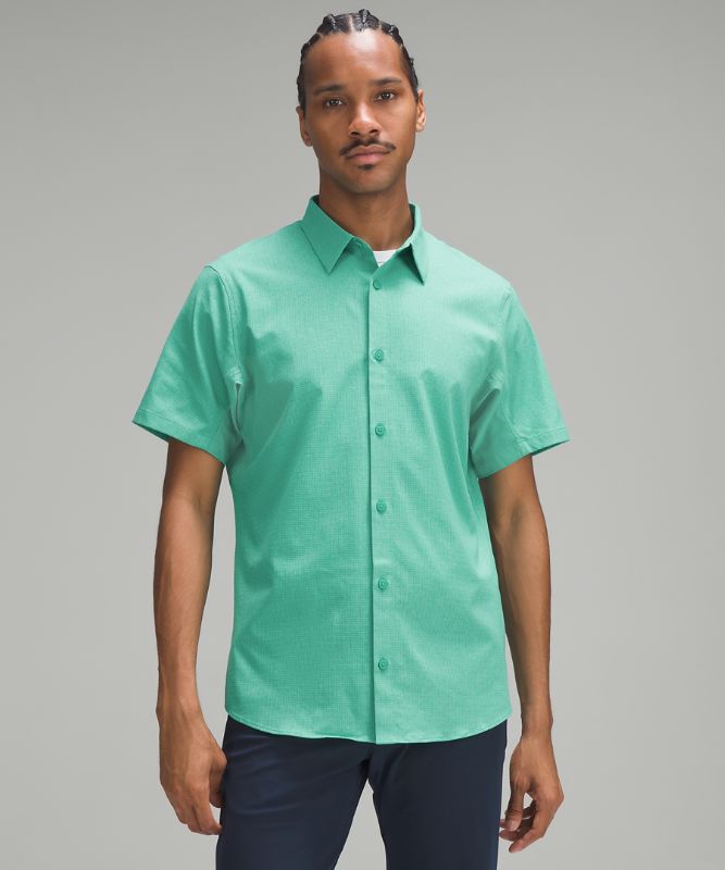 Airing Easy Short-Sleeve Shirt