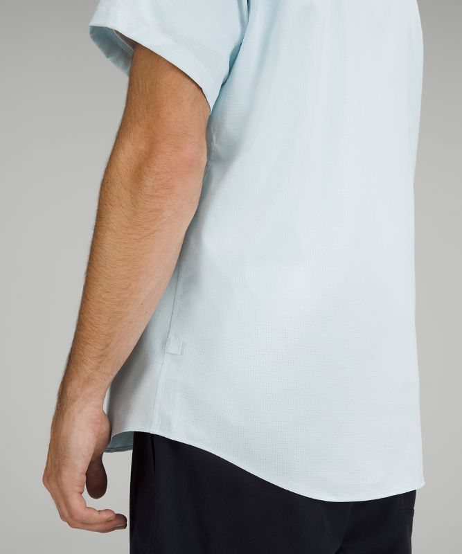 Airing Easy Short-Sleeve Shirt