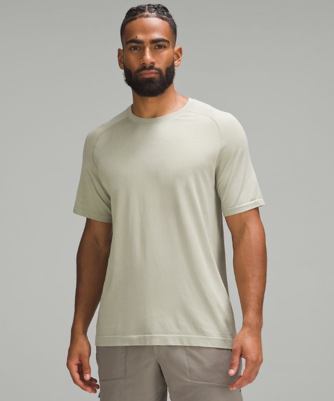 Metal Vent Tech Short-Sleeve Shirt 2.0