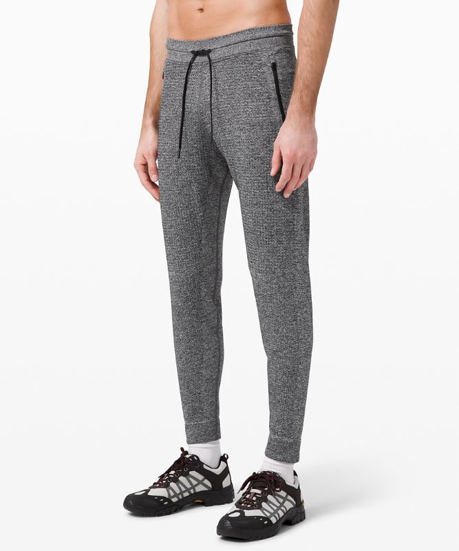 Engineered Warmth Jogger 28"