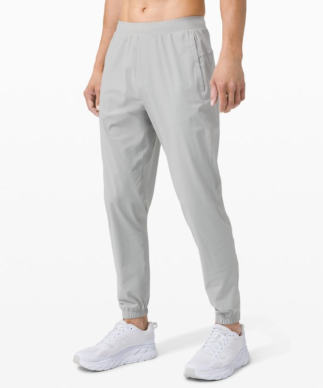 Surge Jogger Shorter