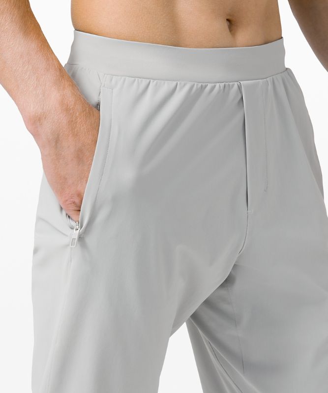 Surge Jogger Shorter