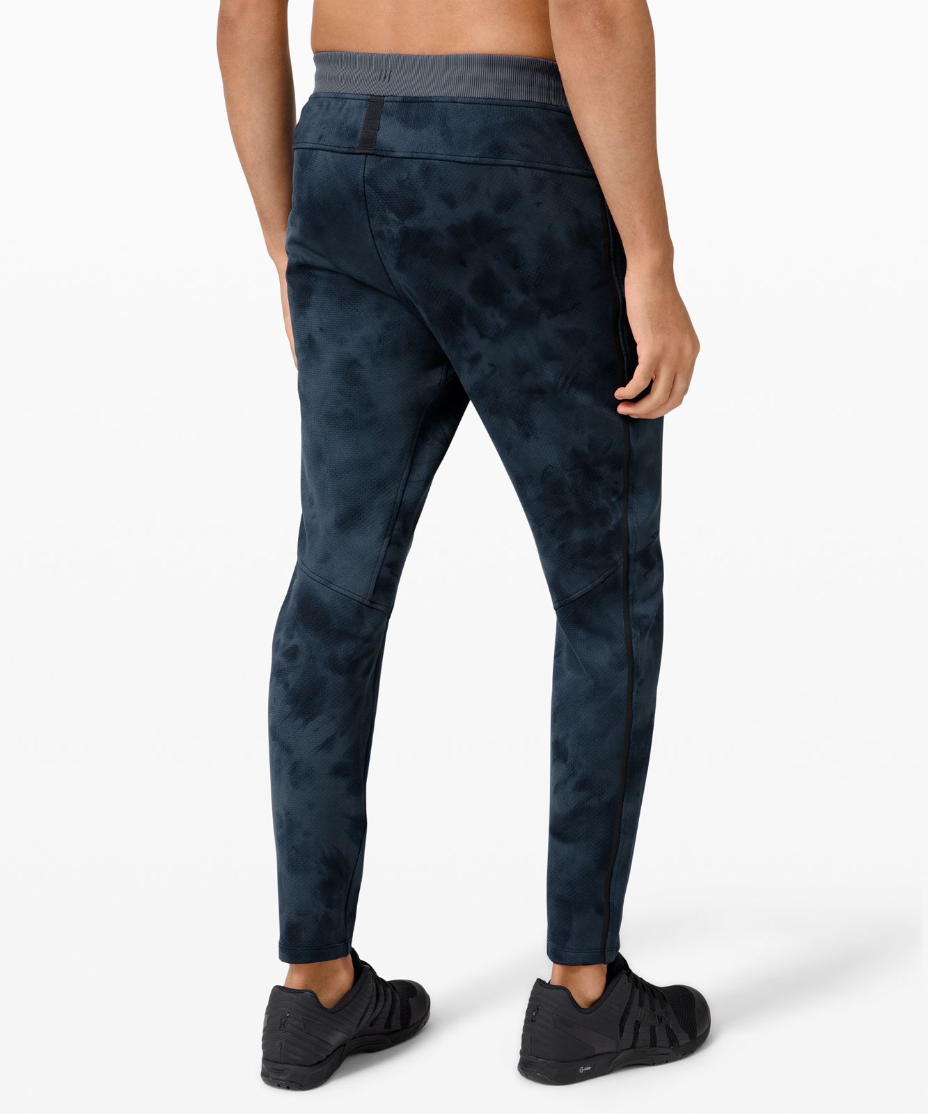 Lululemon Textured Tech Pant in Diamond top Dye Gray