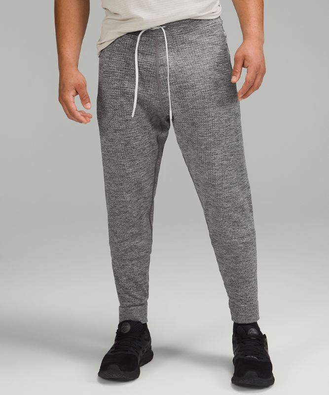 Engineered Warmth Jogger 28"