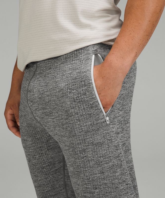 Engineered Warmth Jogger 28, Vapor/Gull Grey/Black