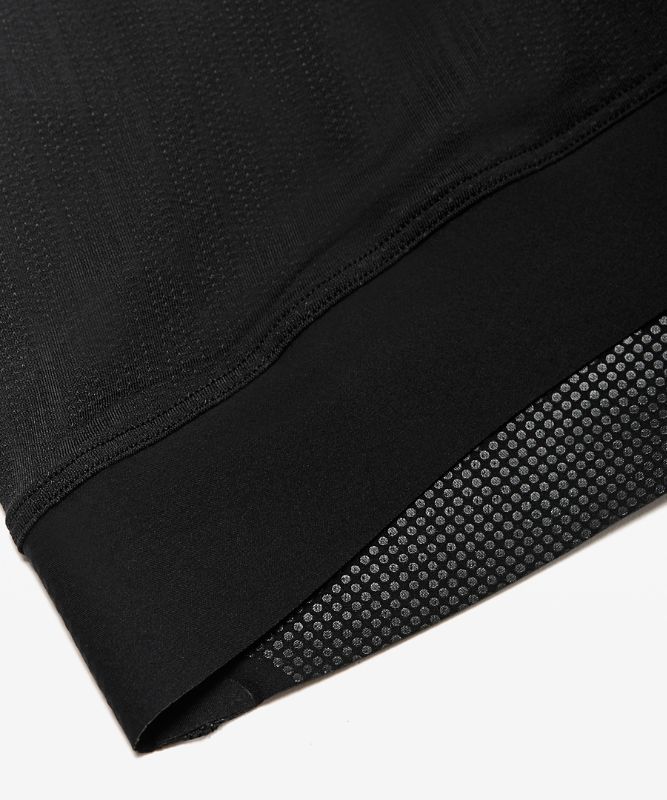 City to Summit Lined Short