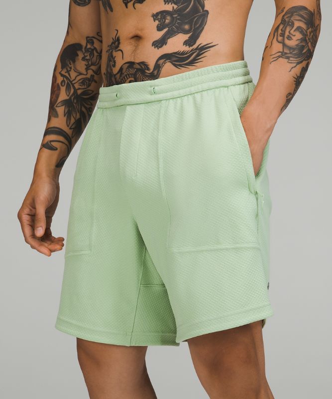 Relaxed Fit Train Short 8"