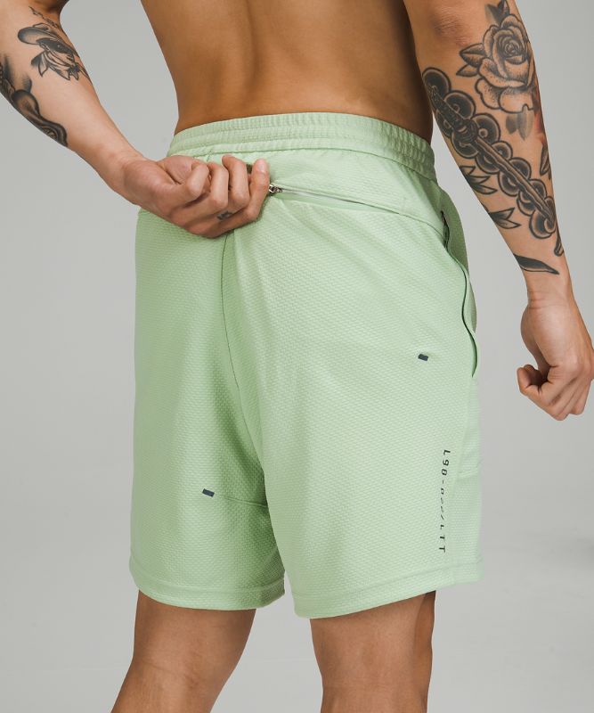 Relaxed Fit Train Short 8"