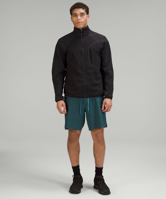 Water-Repellent Hiking Short 8"