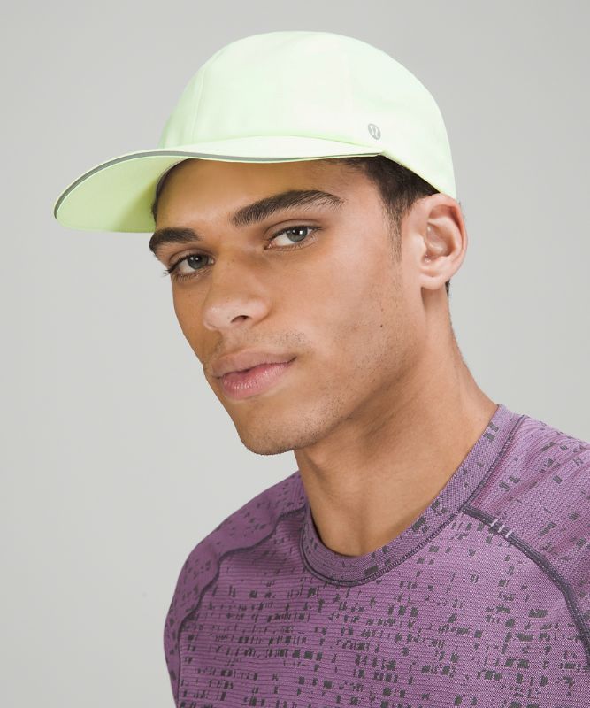 Men's Fast and Free Running Hat