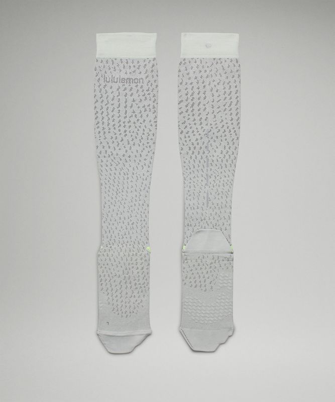 MicroPillowï™ Compression Run Sock