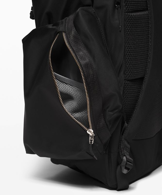 Urban Nomad Backpack