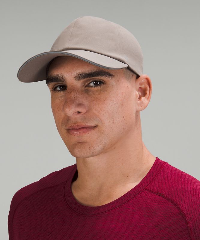 Men's Fast and Free Running Hat