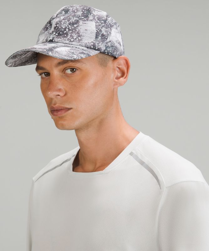 Men's Fast and Free Running Hat