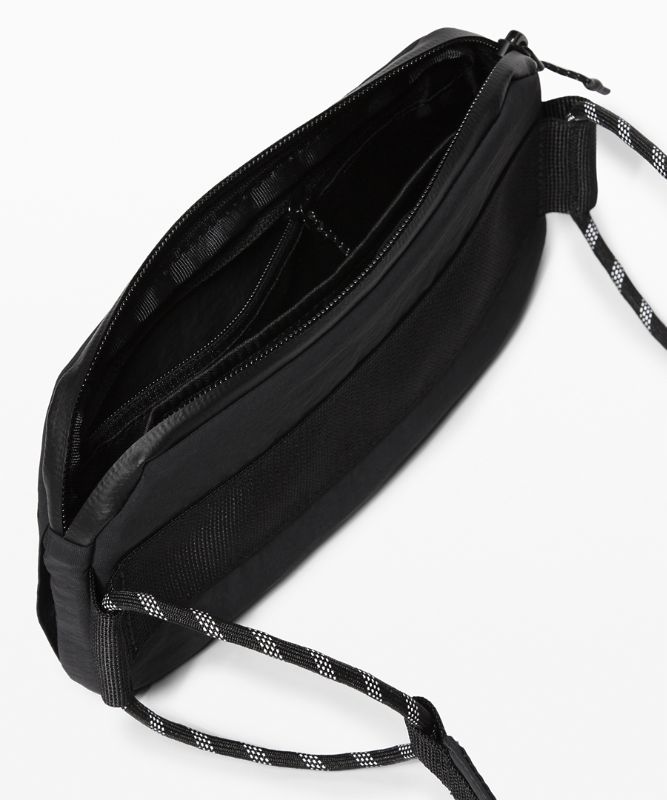 Lululemon Pop It Off Crossbody store Bag