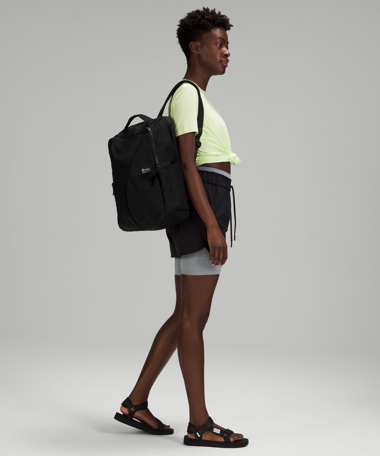 70 liter backpack osprey ARIEL PLUS – Wildernest Inc Johnny Depp Crew gift size-large flight essentials. Color:Gold Pepper Shiner