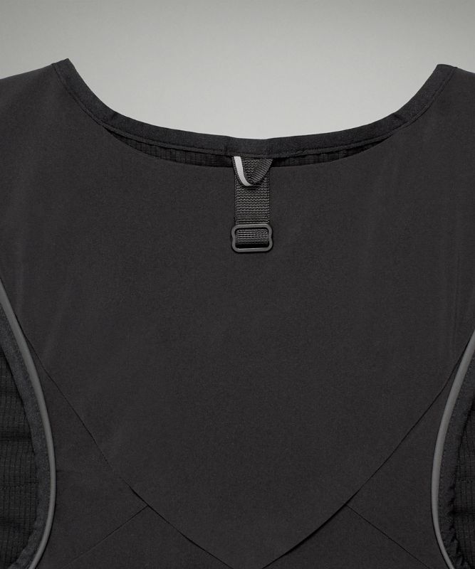 Fast and Free Run Vest