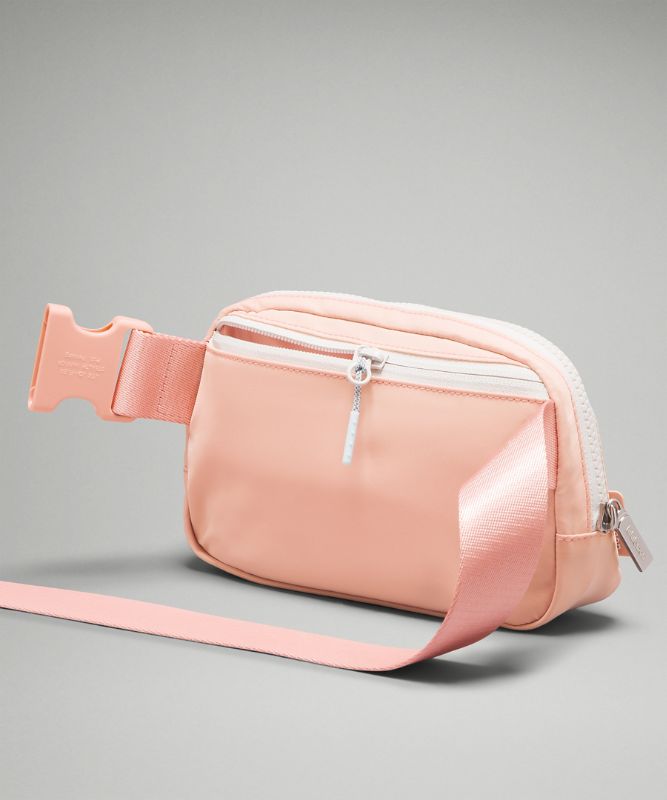 Lululemon Everywhere Belt Bag- Melon hotsell Sorbet