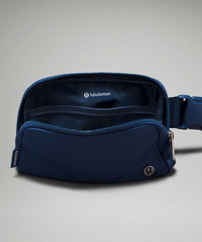 Lululemon ink blue selling Everywhere Belt Bag