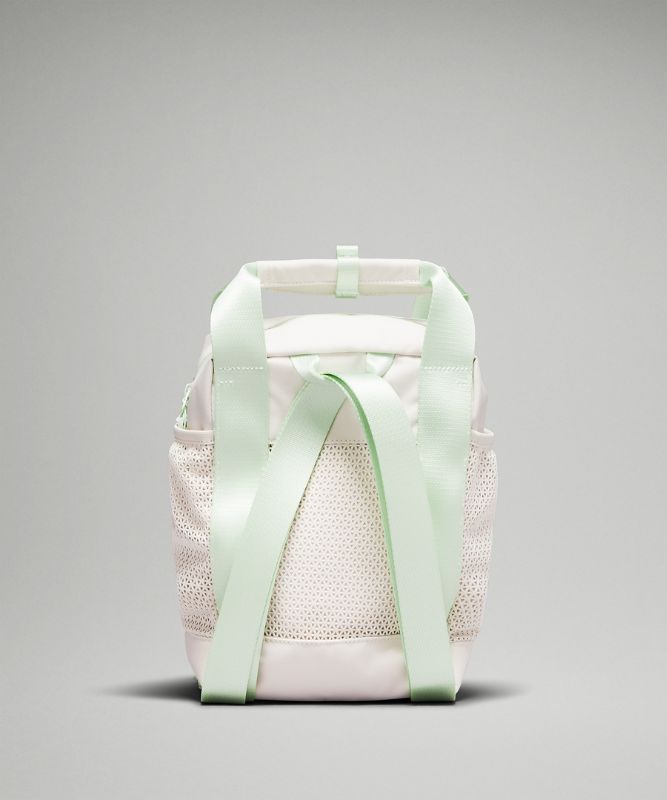 Mesh Mini Backpack 7.5L