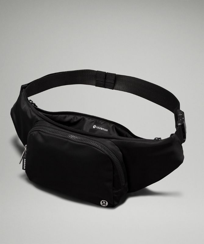 Everywhere Sling Bag 2.5L