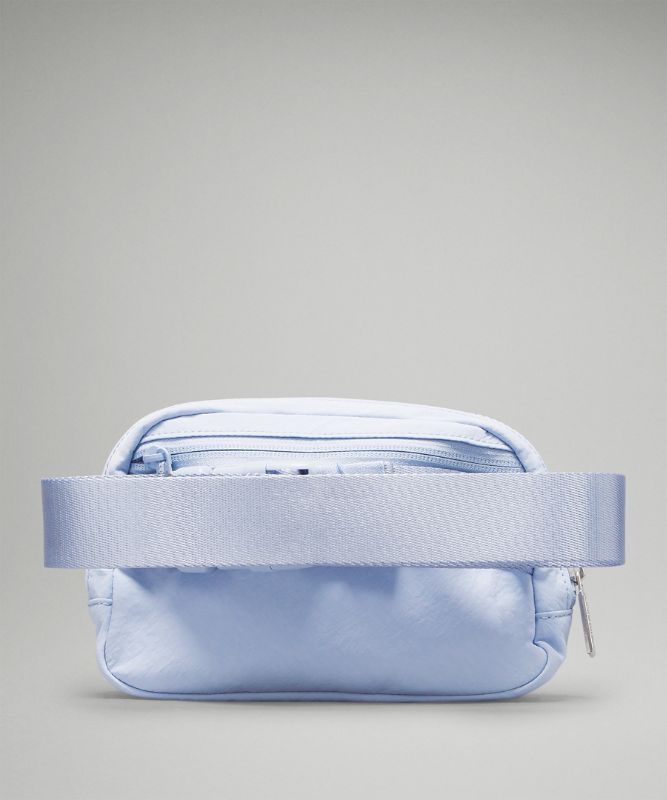 Everywhere Belt Bag 1L