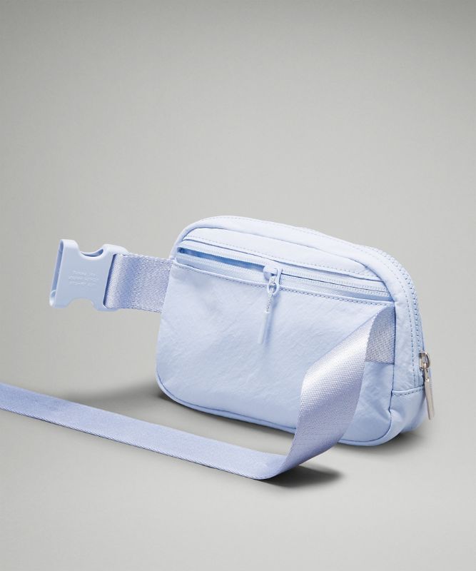 Everywhere Belt Bag 1L