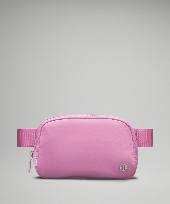 Everywhere Belt Bag 1L