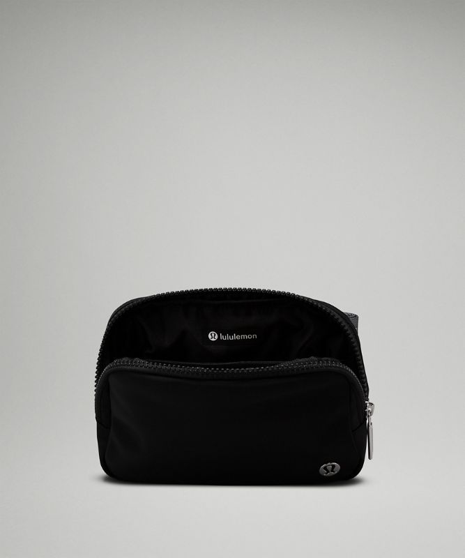 Everywhere Belt Bag 1L