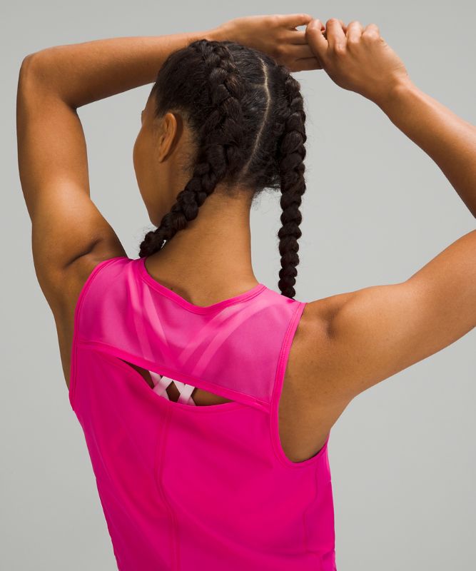 Sculpt Cropped Tank