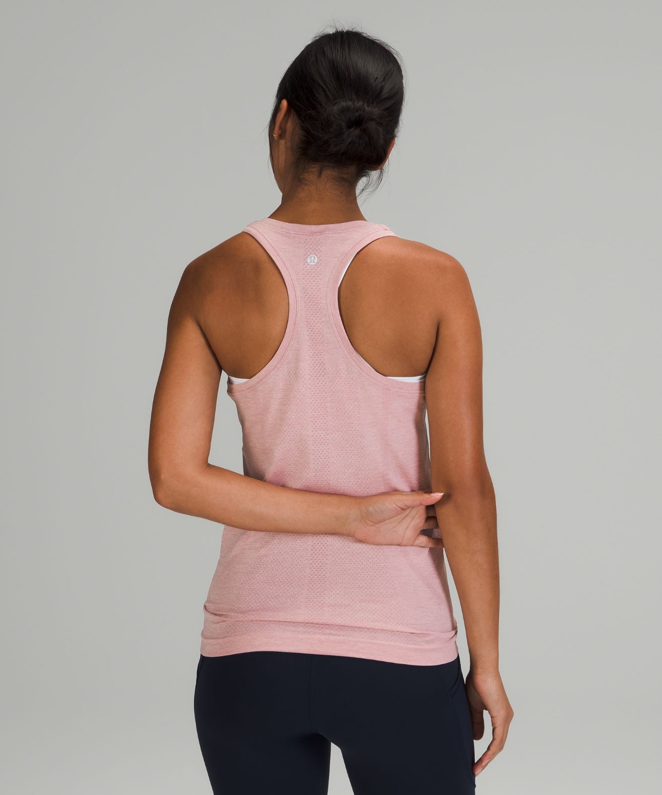 Swiftly Tech Racerback 2.0, Pink Taupe/Pink Mist