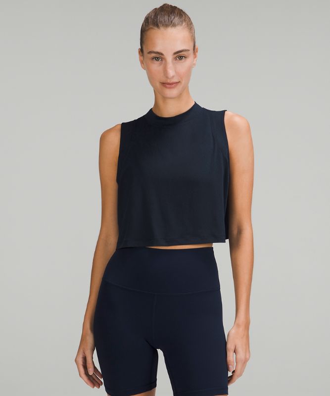 Flow Y 2-in-1 Cropped Tank Top