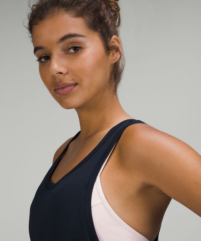 2-in-1 Cut-Out Yoga Tank Top