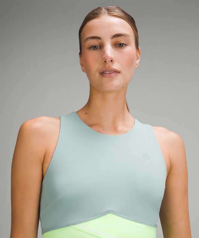 V-Waist Cropped Tennis Tank Top