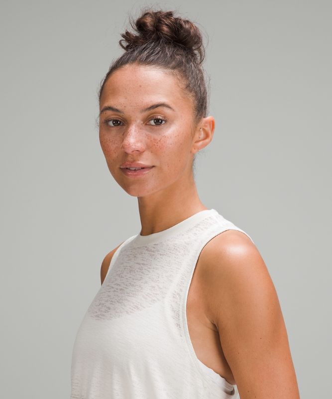 Keyhole Lightweight Yoga Tank Top