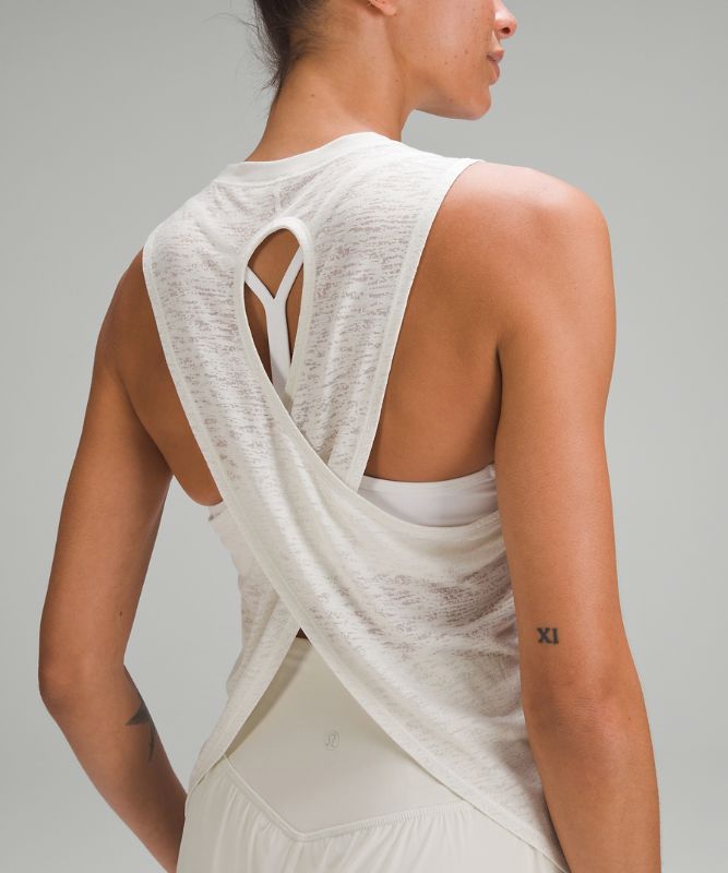 Keyhole Lightweight Yoga Tank Top