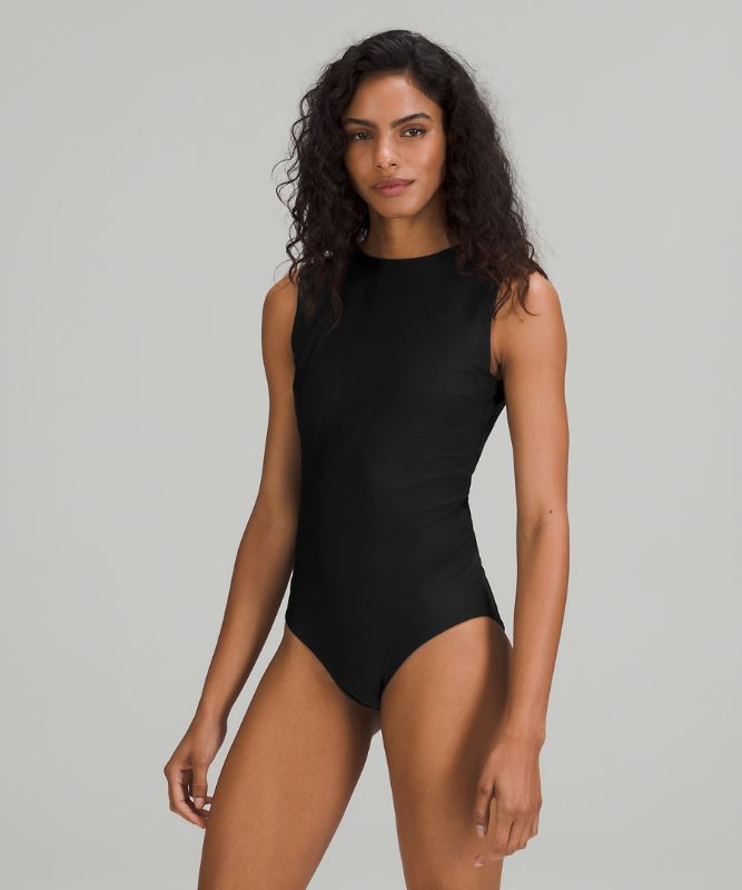 Waterside High-Neck One-Piece *Medium Bum Coverage