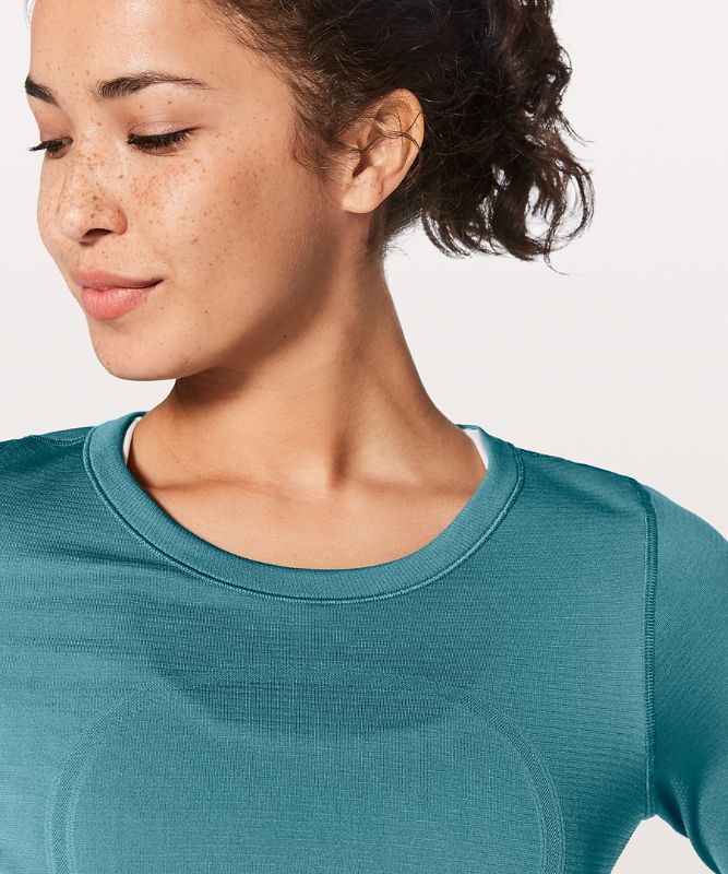 Swiftly Relaxed Long-Sleeve Shirt