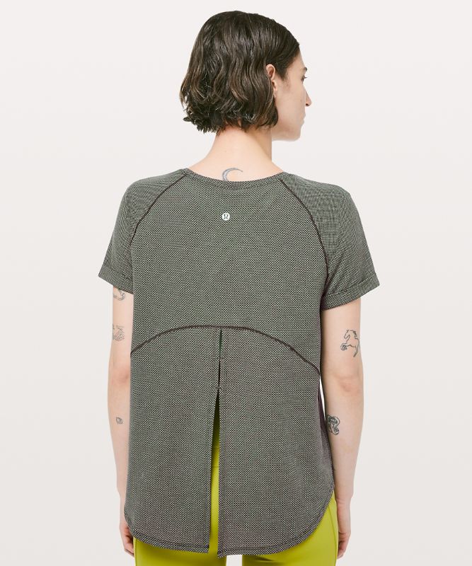 Open Up Tie Back Tee