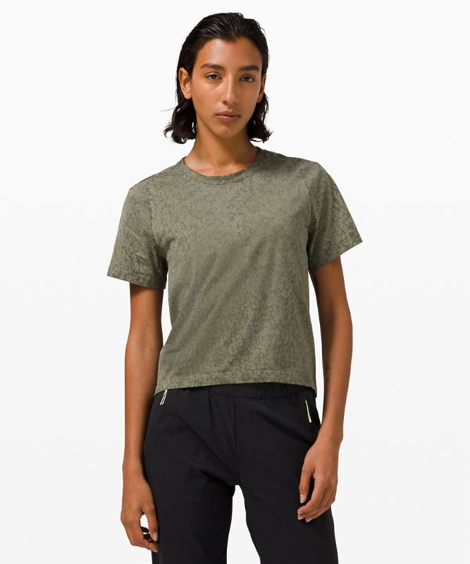 lululemon lab Skreppa Short Sleeve