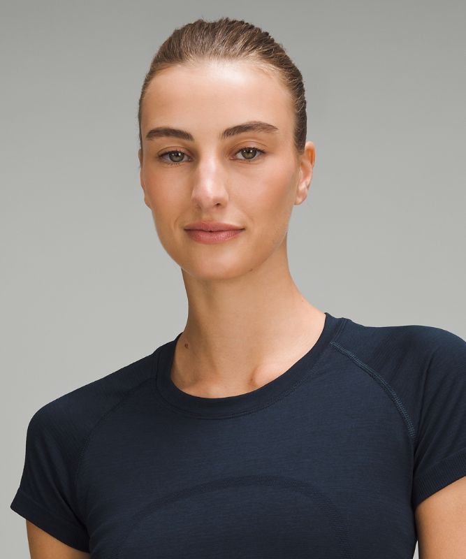 Swiftly Tech Short-Sleeve Shirt 2.0 *Race Length 