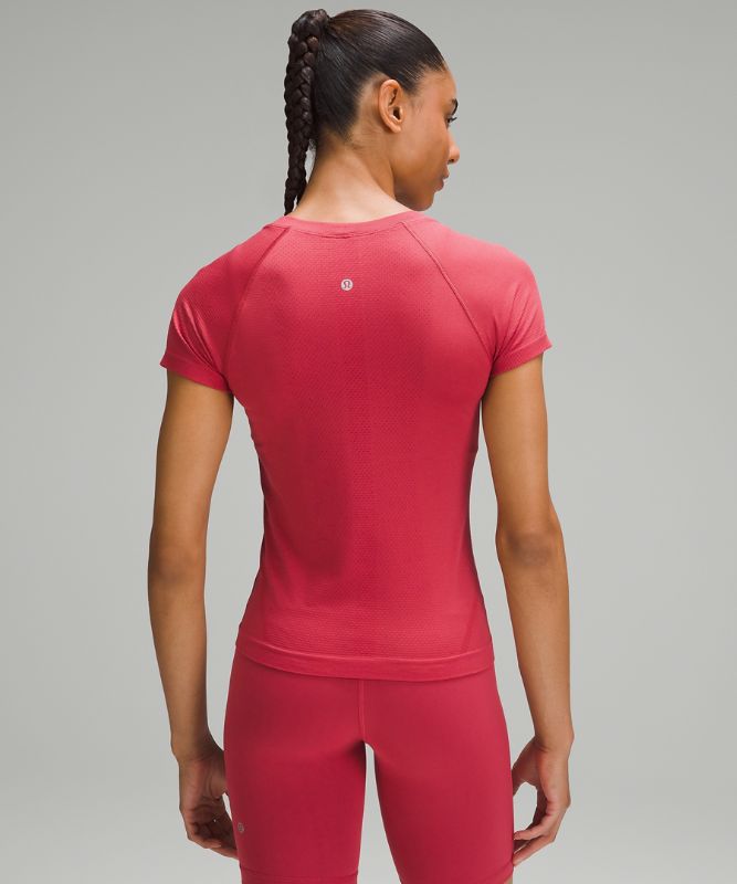 Swiftly Tech Short-Sleeve Shirt 2.0 *Race Length 