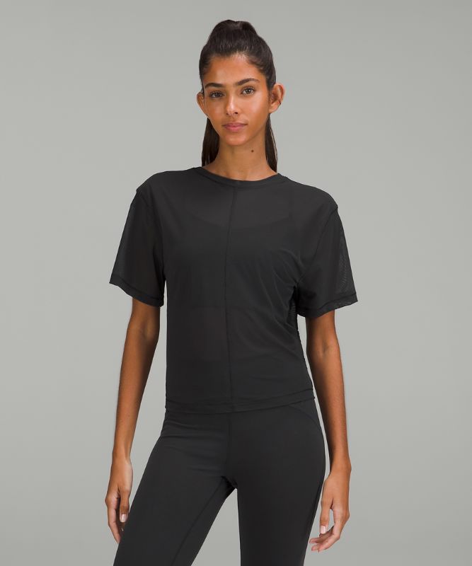 Lightweight Mesh Reversible Yoga T-Shirt