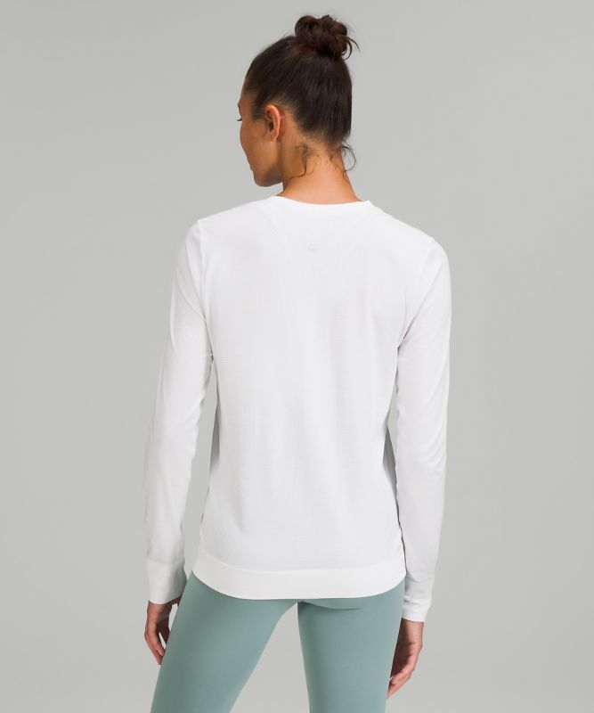 Swiftly Relaxed Long Sleeve