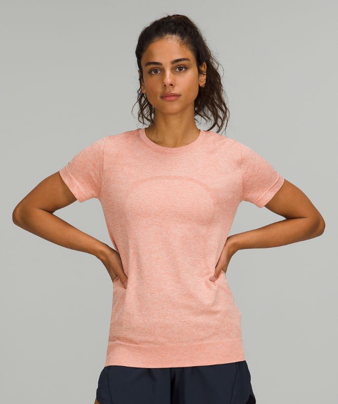 Swiftly Relaxed Short Sleeve