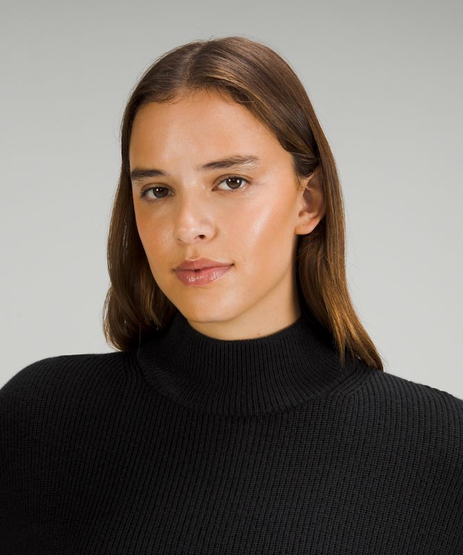 Merino Wool-Blend Ribbed Turtleneck Sweater