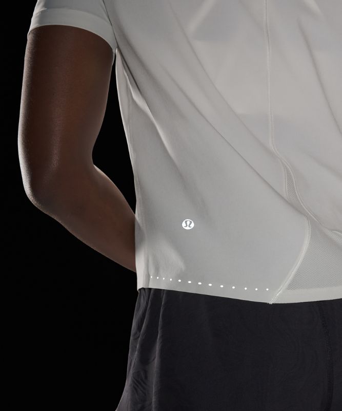 Lightweight Stretch Running T-Shirt *Airflow