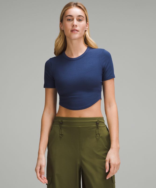 Hold Tight Cropped T-Shirt